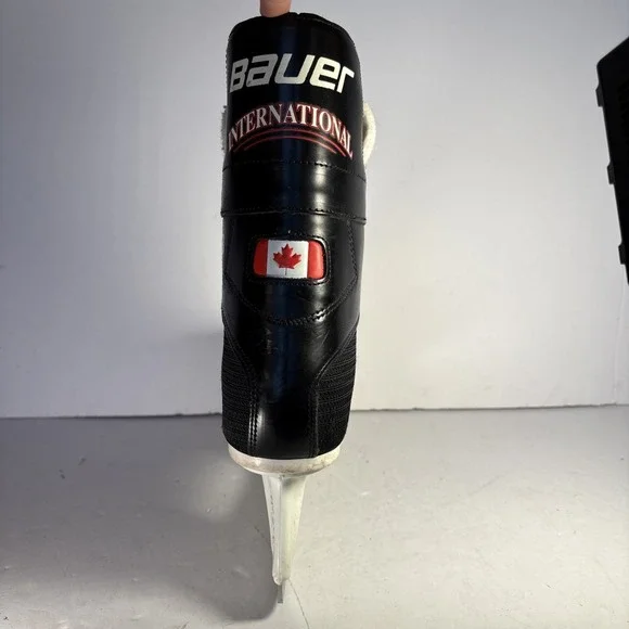 Size 11 D Bauer International 88 Canstar Ice Hockey Skates - Picture 7 of 9